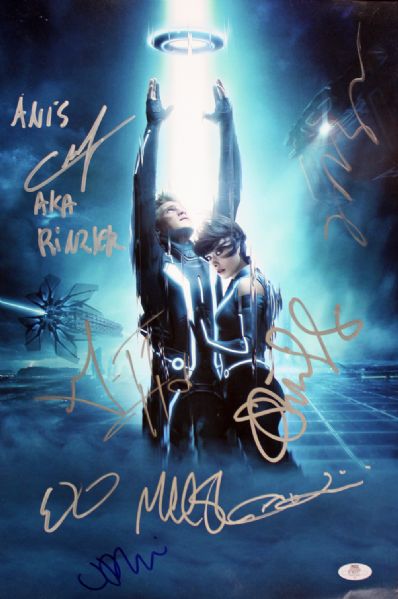 "Tron: Legacy" Cast Signed 11" x 17" Color Photo (7 Sigs)