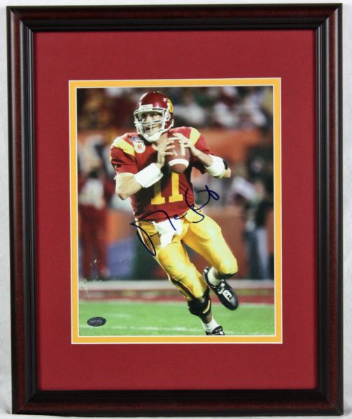 Matt Leinart Signed 8" x 10" Color Photo in Framed Display (Mtd Memories)