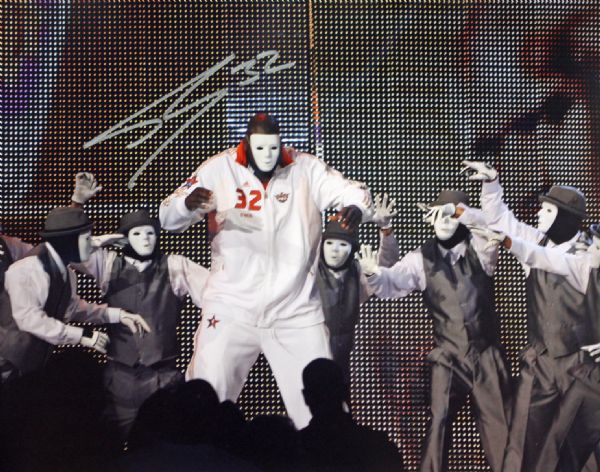 Shaquille ONeal Signed 11" x 14" Color Photo from 2009 All-Star Game