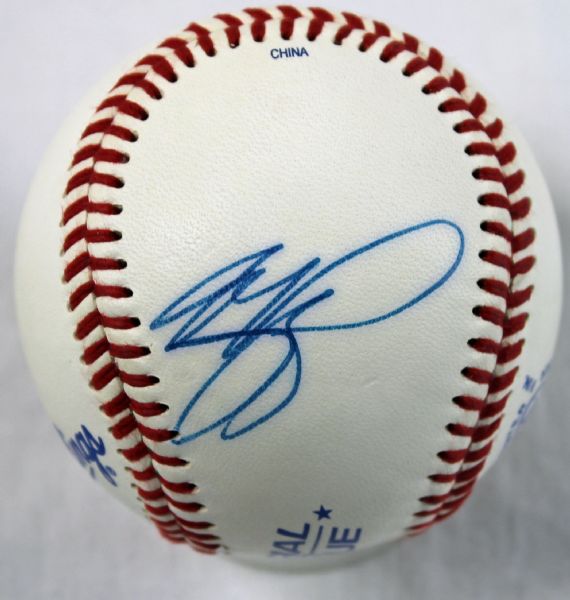 Mike Piazza Signed "Official League" Baseball