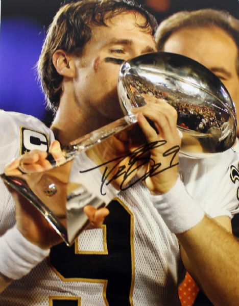 Drew Brees Signed 11" x 14" Color Photo with Super Bowl Trophy