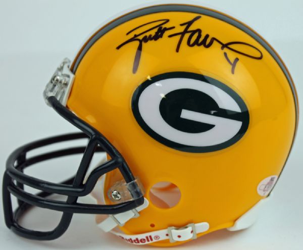 Brett Favre Signed Packers Mini Helmet