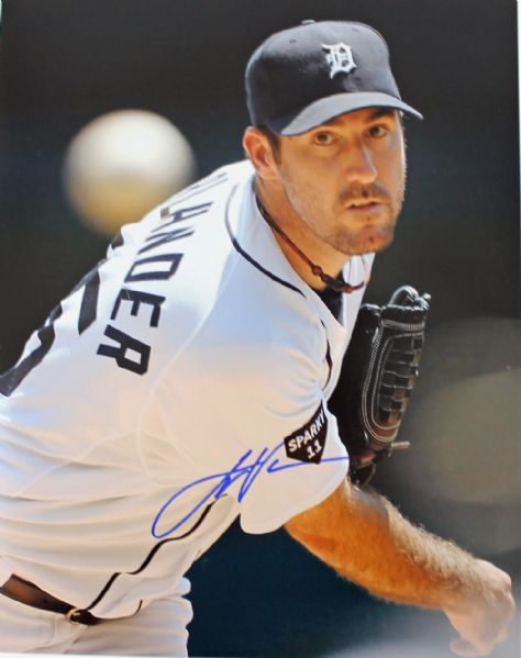 Justin Verlander Signed 11" x 14" Color Photo