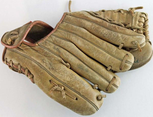 Mickey Mantle Signed Vintage Rawlings Baseball GJ-99 Personal Model Glove (PSA/DNA)