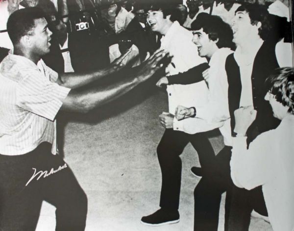 Muhammad Ali Signed 16" x 20" B&W Photo with The Beatles! (PSA/DNA)