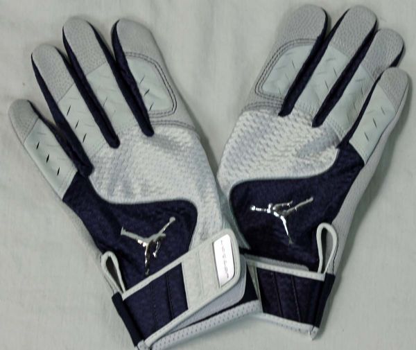 Derek Jeter Game Used Custom Nike Batting Gloves