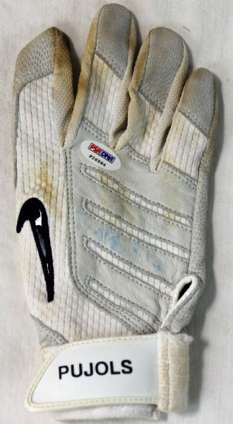 Albert Pujols Signed & Game Used Personal Model Road Batting Glove (c.2009) (PSA/DNA)
