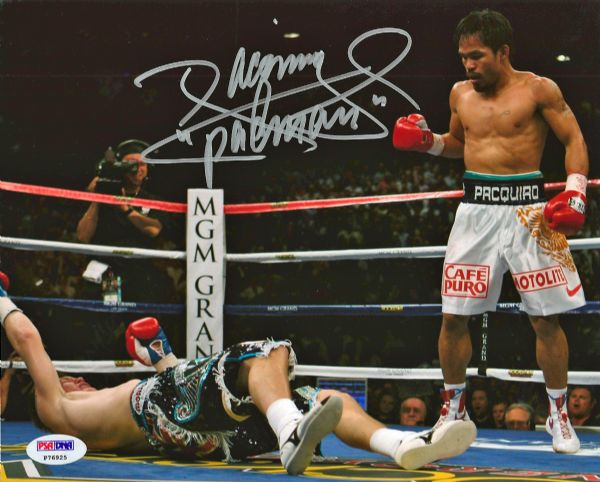 Manny Pacquiao Signed 8" x 10" Color Photo (F)(PSA/DNA)
