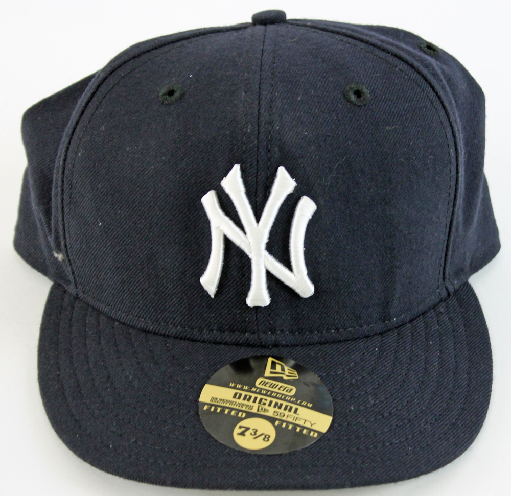 Lot Detail - Jay-Z Signed NY Yankees Baseball Cap with City of Hope COA