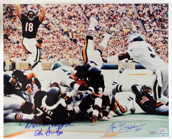 Walter Payton & William "Fridge" Perry Signed 16" x 20" Color Photo w/"Sweetness, 16,726 yds" Insc. (Steiner & Payton)