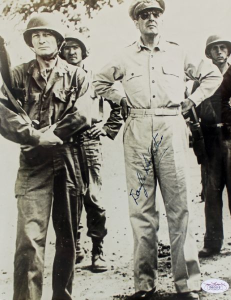 General Douglas MacArthur Signed WWII 8.5" x 11" Glossy Photograph (JSA)
