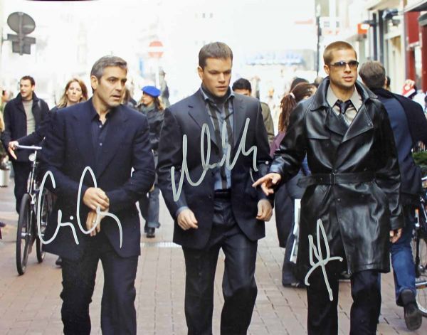 Oceans 11 Signed 11" x 14" Color Photo w/Pitt, Clooney & Damon