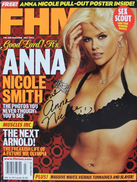 Anna Nicole Smith Signed July 2004 FHM Magazine