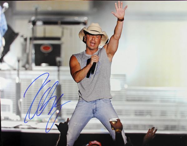 Kenny Chesney Signed 11" x 14" Color Photo