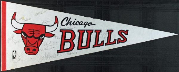 1984-85 Chicago Bulls Team Signed Pennant (16 Sigs) with Jordan Rookie Year Autograph! (PSA/DNA)