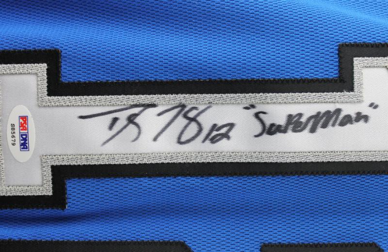 Framed Autographed/Signed Dwight Howard 33x42 Orlando White Jersey JSA –  CollectibleXchange