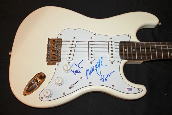 Phish Group Signed Fender Squier Stratocaster Guitar (3 Sigs)(PSA/DNA)