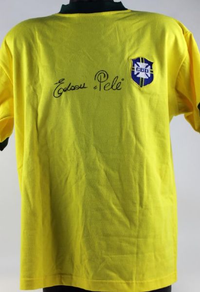 Edson Pele Signed Brazilian Soccer Jersey with RARE Full Autograph (PSA/DNA)