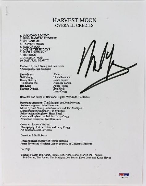 Neil Young Signed "Harvest Moon" Credits & Lyrics Booklet (PSA/DNA)