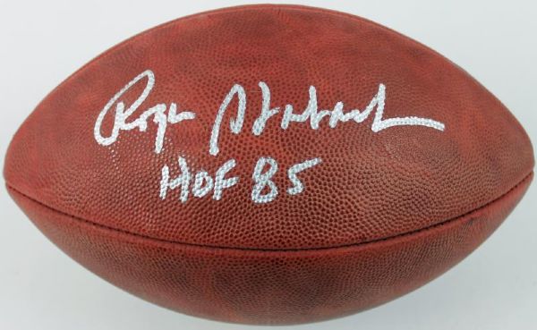 Roger Staubach Signed Official NFL Football (PSA/DNA)