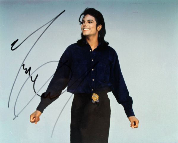 Michael Jackson Boldly Signed 8" x 10" Color Photo (Epperson/REAL)