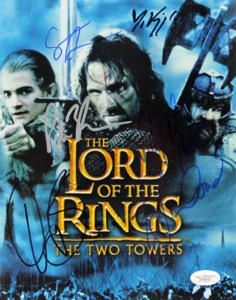 "Lord of The Rings" Cast Signed 8" x 10" Color Photo w/Jackson, Bloom, Mortensen, etc. (6 Sigs)(JSA)