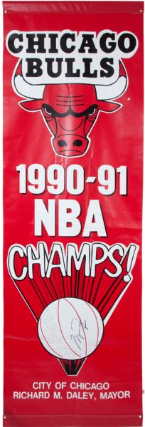Michael Jordan Signed MASSIVE 3 x 9 Banner Hung  Chicago Stadium During 1991-92 Season (JSA)