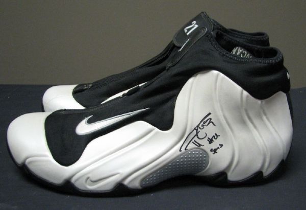 Tim Duncan Game Worn & Signed Custom Model Basketball Sneakers (JSA)