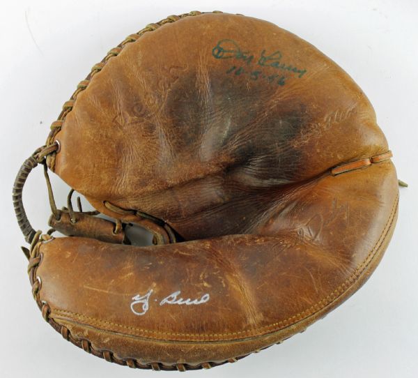 Yogi Berra and Don Larsen Signed Vintage Reach Catchers Mitt (PSA/DNA)