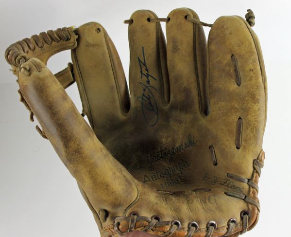 Carl Yastrzemski Signed Vintage Spalding Model Baseball Glove (PSA/DNA)