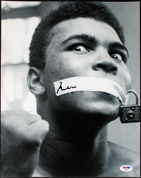 Muhammad Ali Spectacular Signed 11" x 14" Photograph with Rare Image! (PSA/DNA)
