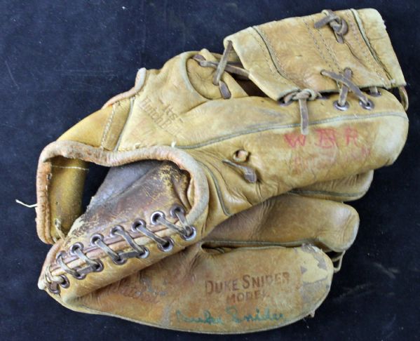 Duke Snider Signed Hutch Model Baseball Glove (PSA/DNA)