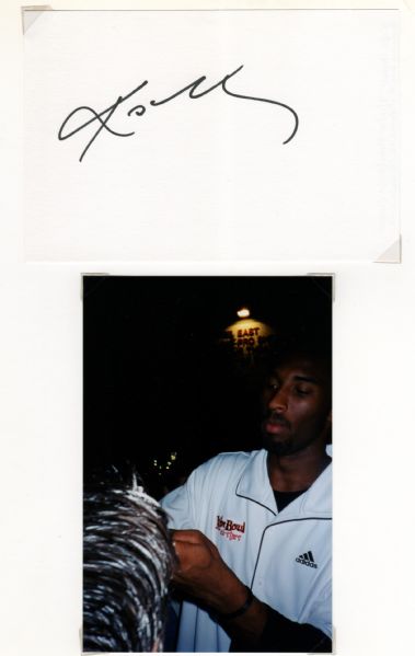 Kobe Bryant Signed 4 x 6 Index Card (PSA/DNA)