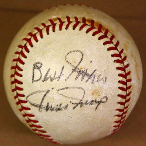 Vintage Signed Willie Mays ONL Baseball (JSA)