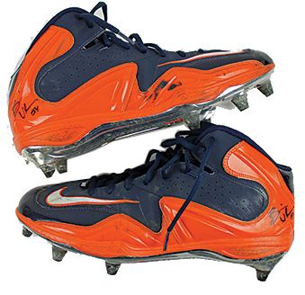 Brian Urlacher Signed 2012 Game Used Nike Football Cleats (PSA/DNA)