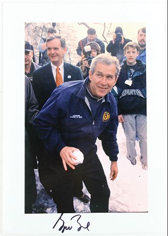 President George W. Bush Signed 8" x 12.5" Photo (PSA/DNA)