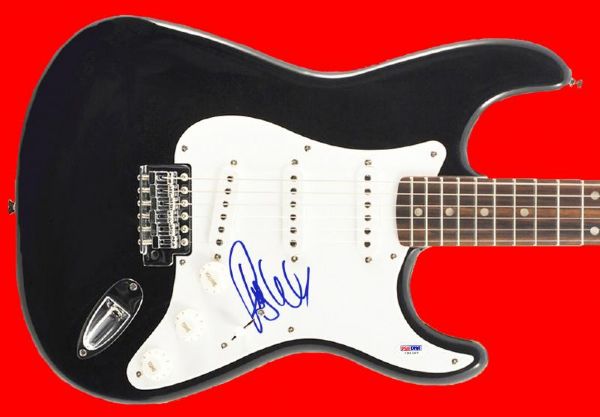 Roger Waters Pink Floyd  Signed Electric Strat-Style Guitar (PSA/DNA) 