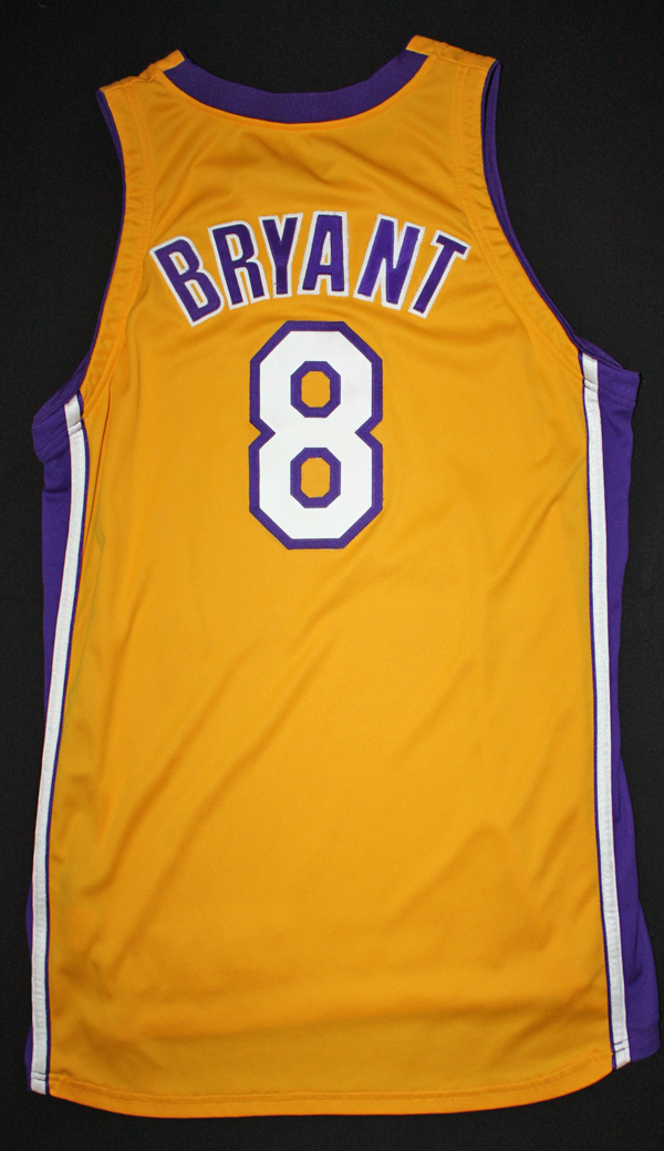 Lot Detail - 2001-2002 Kobe Bryant Los Angeles Lakers Game-Used