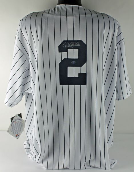 Derek Jeter Signed New York Yankees Baseball Jersey (Steiner Sports)