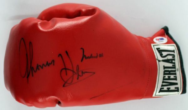 Muhammad Ali & Thomas Hearns Unique Signed Everlast Boxing Glove (PSA/DNA)