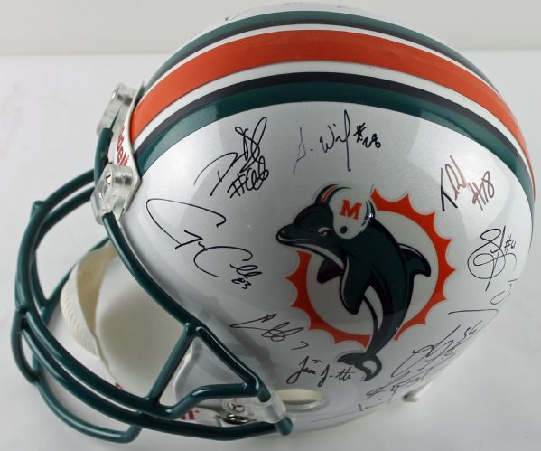 2009 Miami Dolphins Team Signed Full-Sized Helmet w/ 25 Signatures (PSA/DNA)