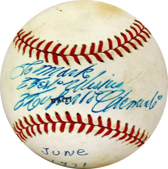 Stunning Roberto Clemente Single Signed Baseball (JSA)