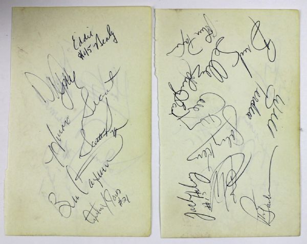 1988-89 Chicago Bulls Team Signed Pages w/Jordan, Pippen, Phil Jackson PSA/DNA