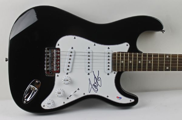 Guns N Roses: Slash Signed Strat Style Electric Guitar (PSA/DNA)