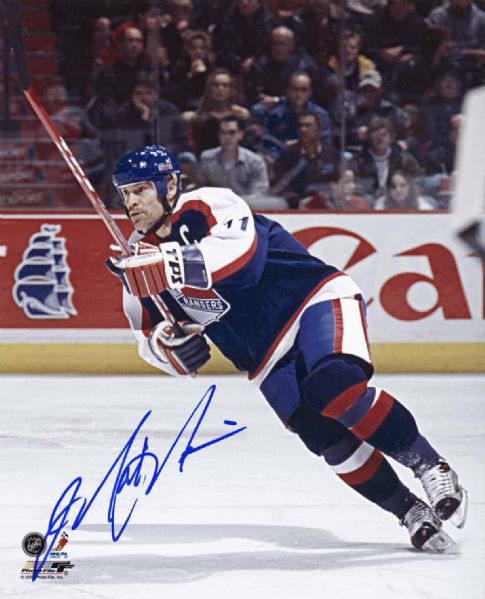 Mark Messier Signed In-Person 8" x 10" Photo (PSA/DNA)