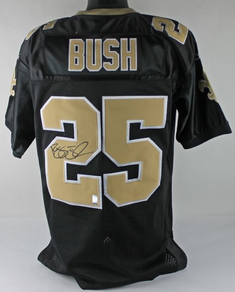Reggie Bush Signed New Orleans Saints Jersey (Reggie Bush Holo)
