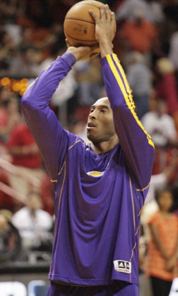 kobe warm up shirt