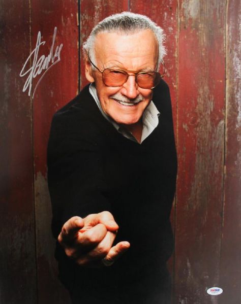 Stan Lee Signed 16" x 20" Color Photo (PSA/DNA)