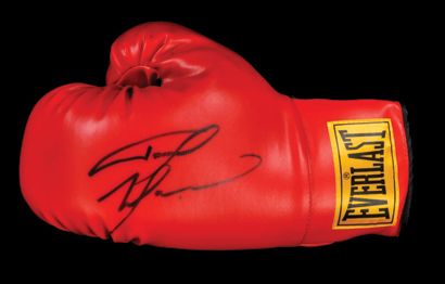 Larry Holmes Signed Boxing Glove (JSA)