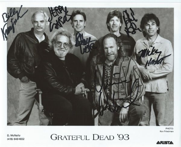 Grateful Dead: Group Signed 8" x 10" Promotional Photo w/ 6 Signatures (PSA/DNA)